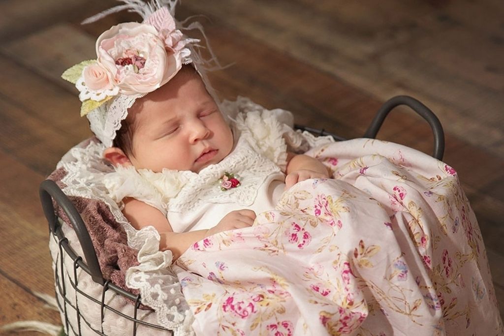 New Born Baby Girl Dress in Pakistan - 2021 Collection