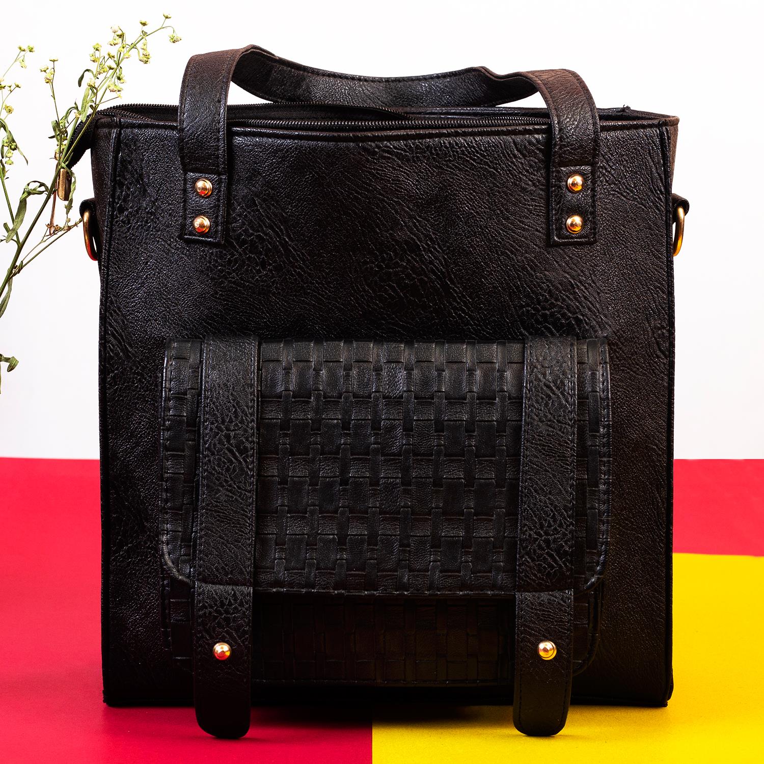 Rangoon Messenger Bag Black