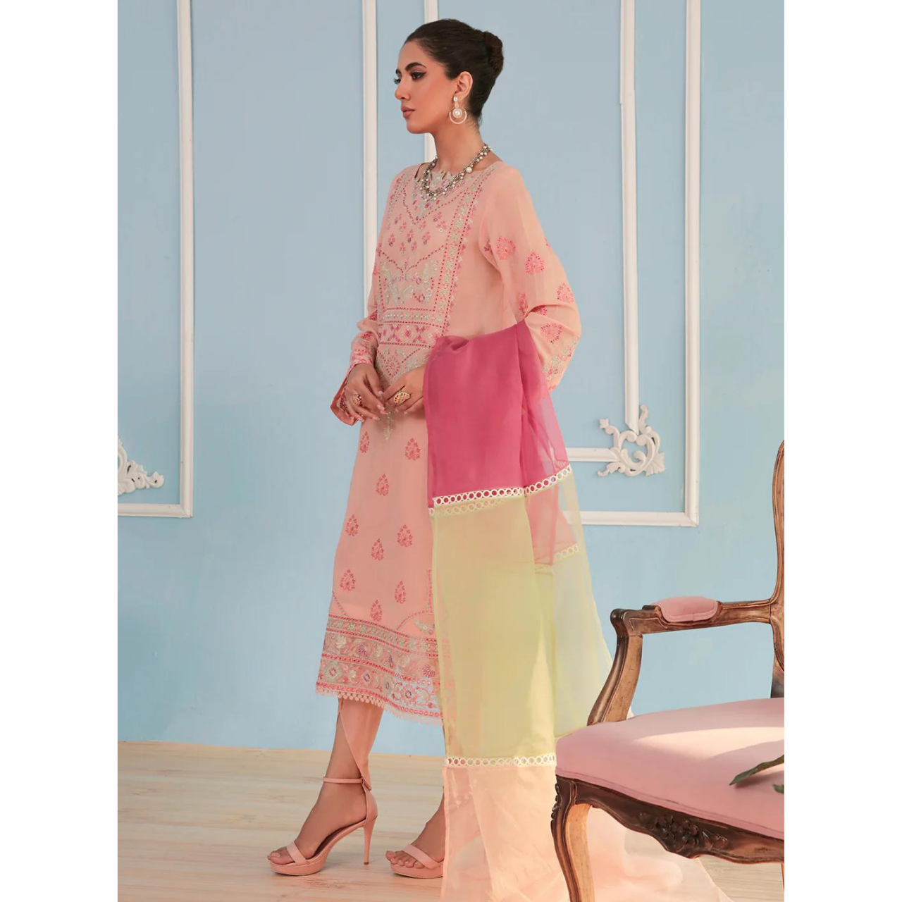 3 Pcs Embroidered Unstitched Suit Pink