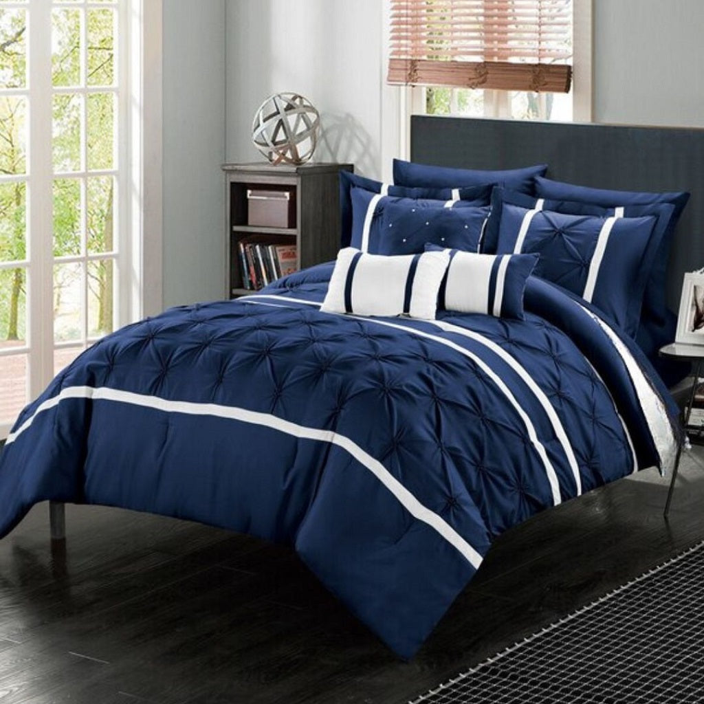 6 Pcs Diamond Blue Bed Set (Quilt, Pillow and Cushion Covers)