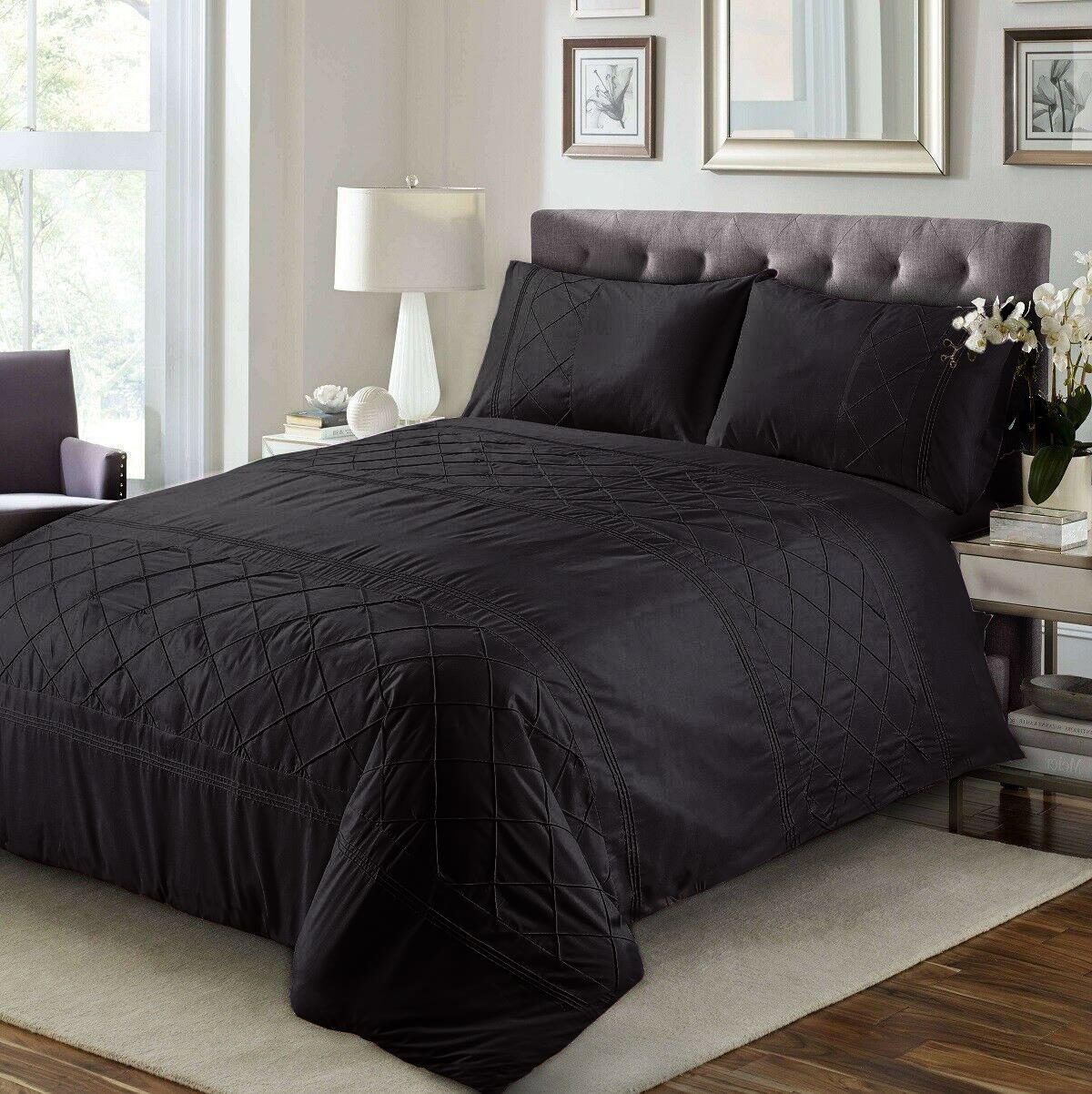 8 Pcs Betony Black Bed Sheet Set (Quilt, Pillow & Cushion Covers)