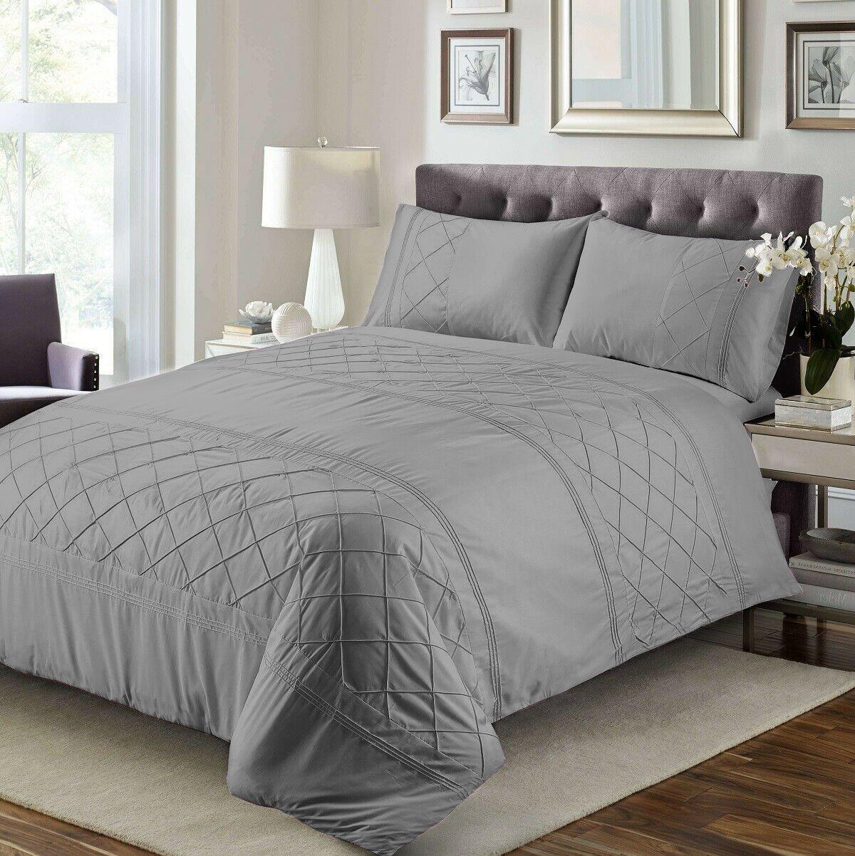 8 Pcs Betony Grey Bed Sheet Set (Quilt, Pillow & Cushions Covers)