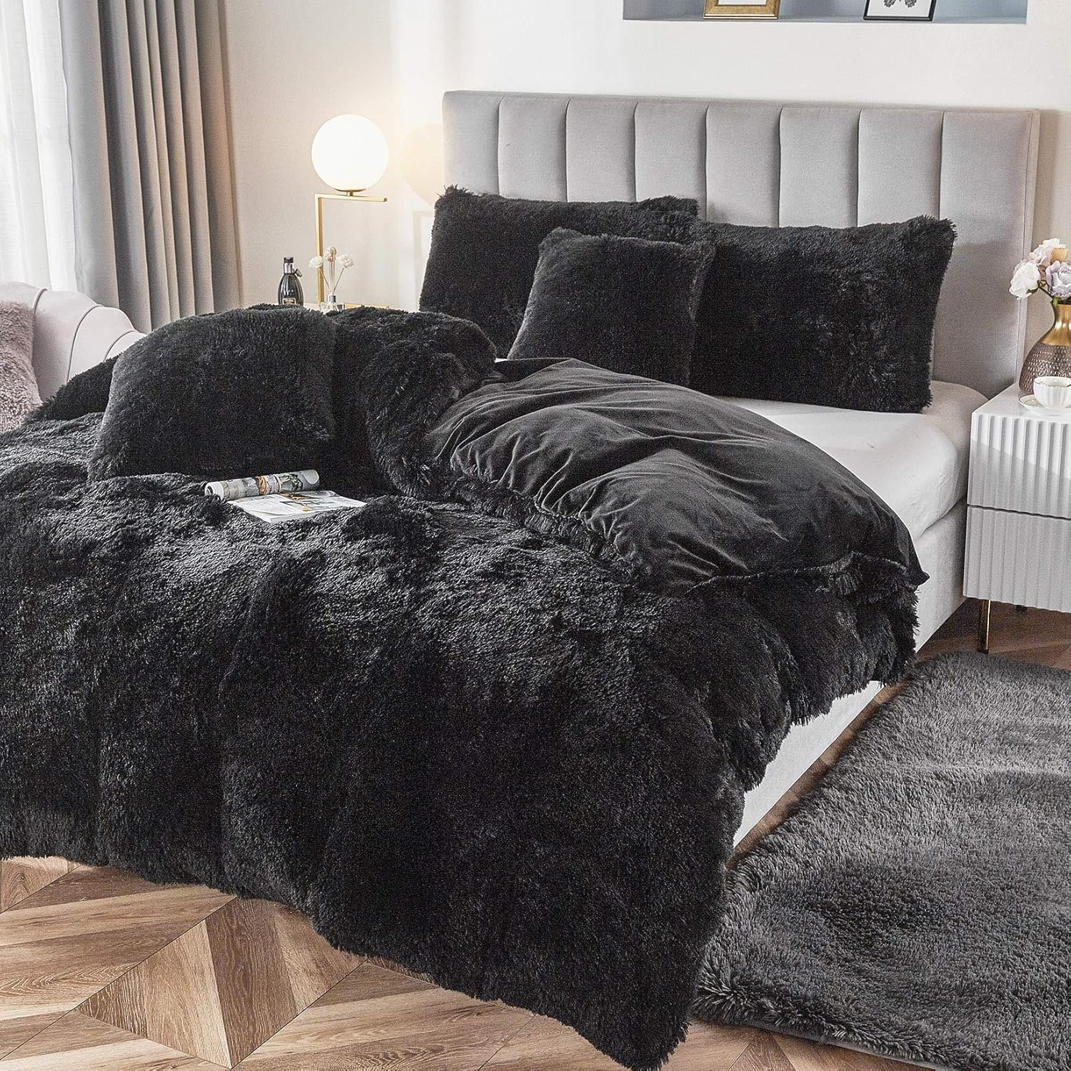 8 Pcs Soft Fluffy Fur Black Bed Sheet Set (Quilt, Pillow & Cushion Covers)