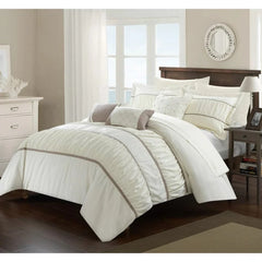 8 Pcs Splendid White With Beige Bed Set - Quilt, Pillow & Cushion Cover