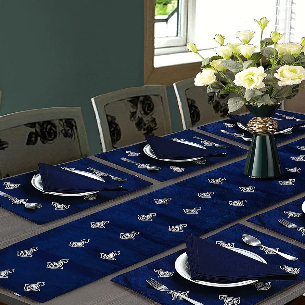 Aroosa Embroidered 9 Pcs Table Runner Set Velvet Blue ( 8 Seater )