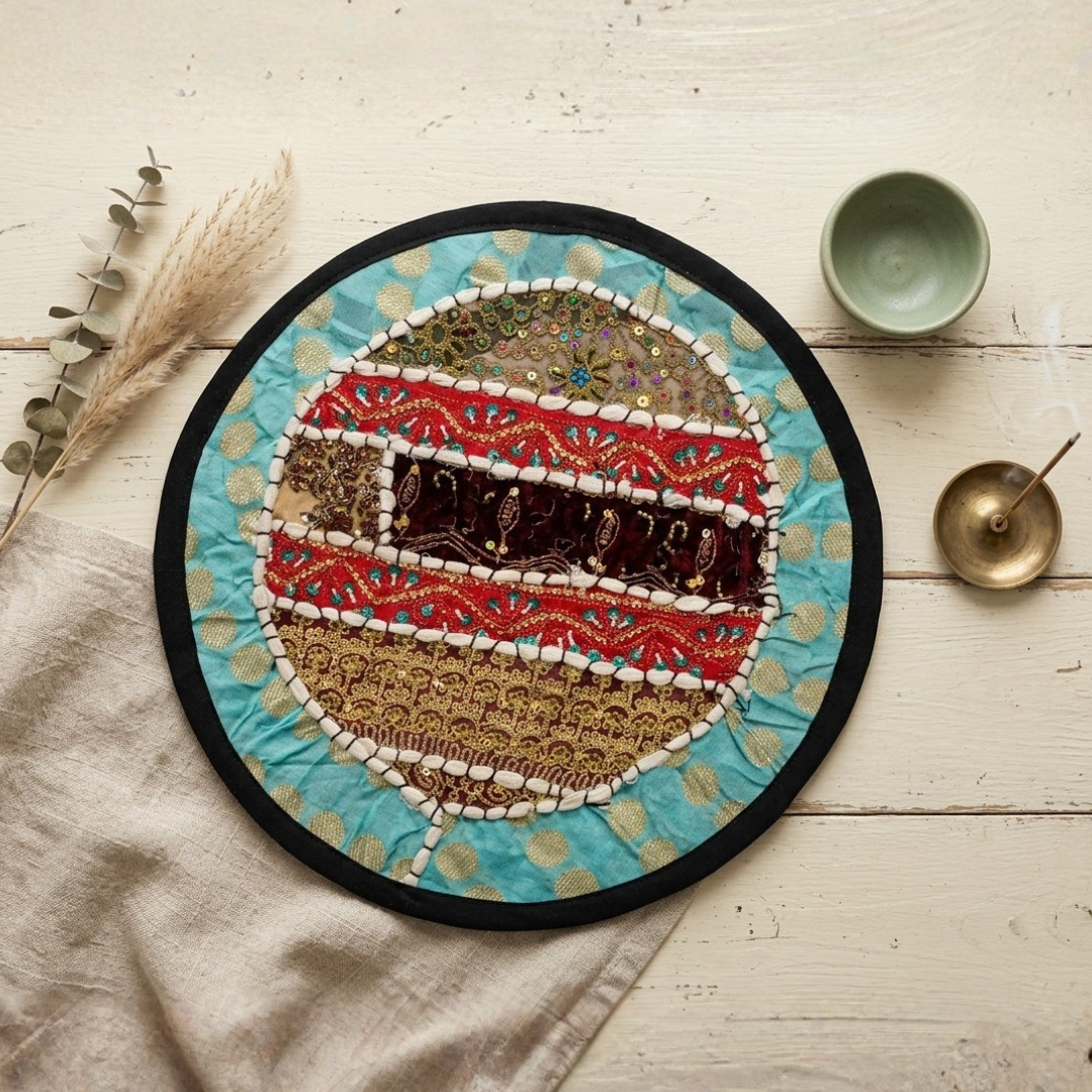 Cavil Round Table Mat