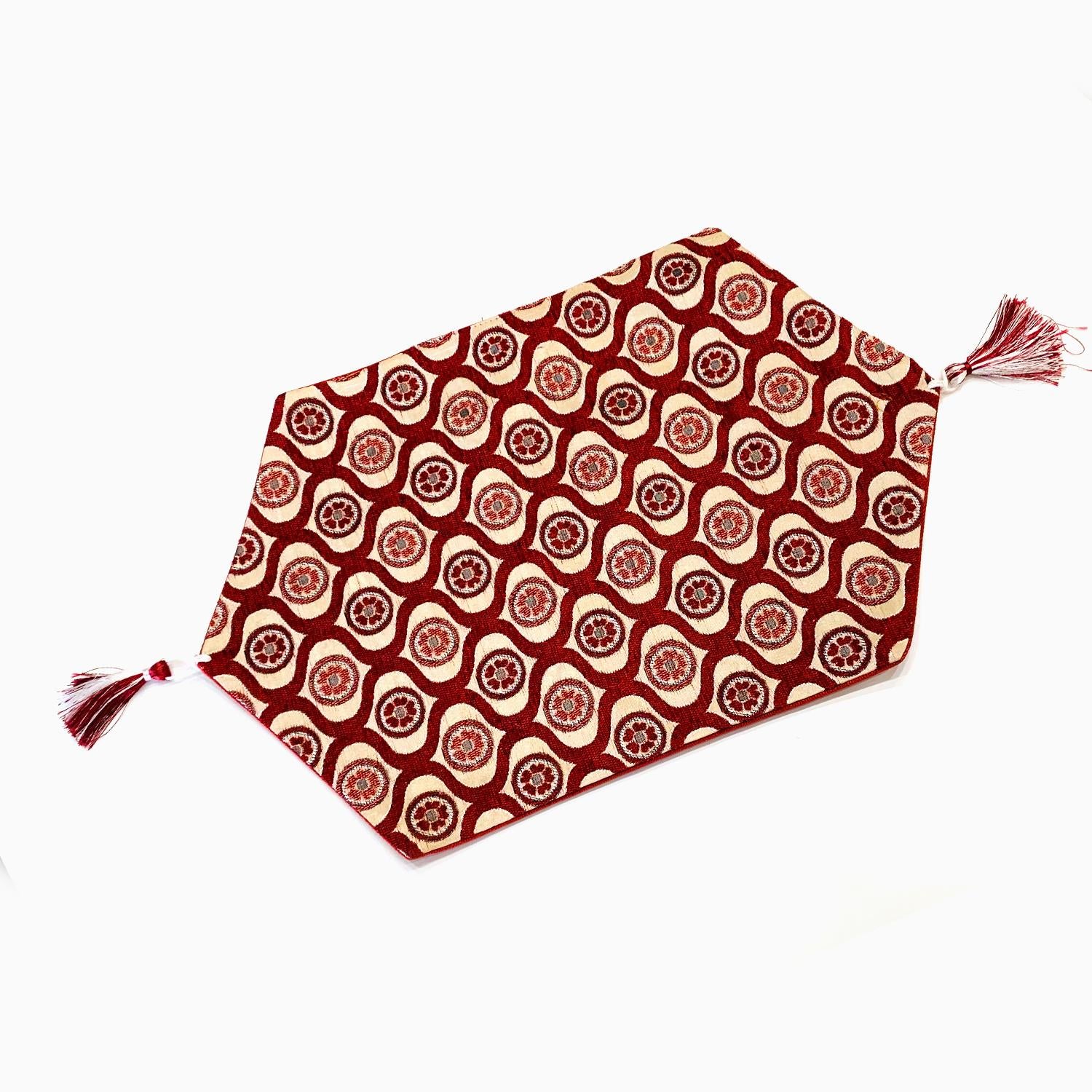 Celestia 3 Pc Table Runner Set Maze Red