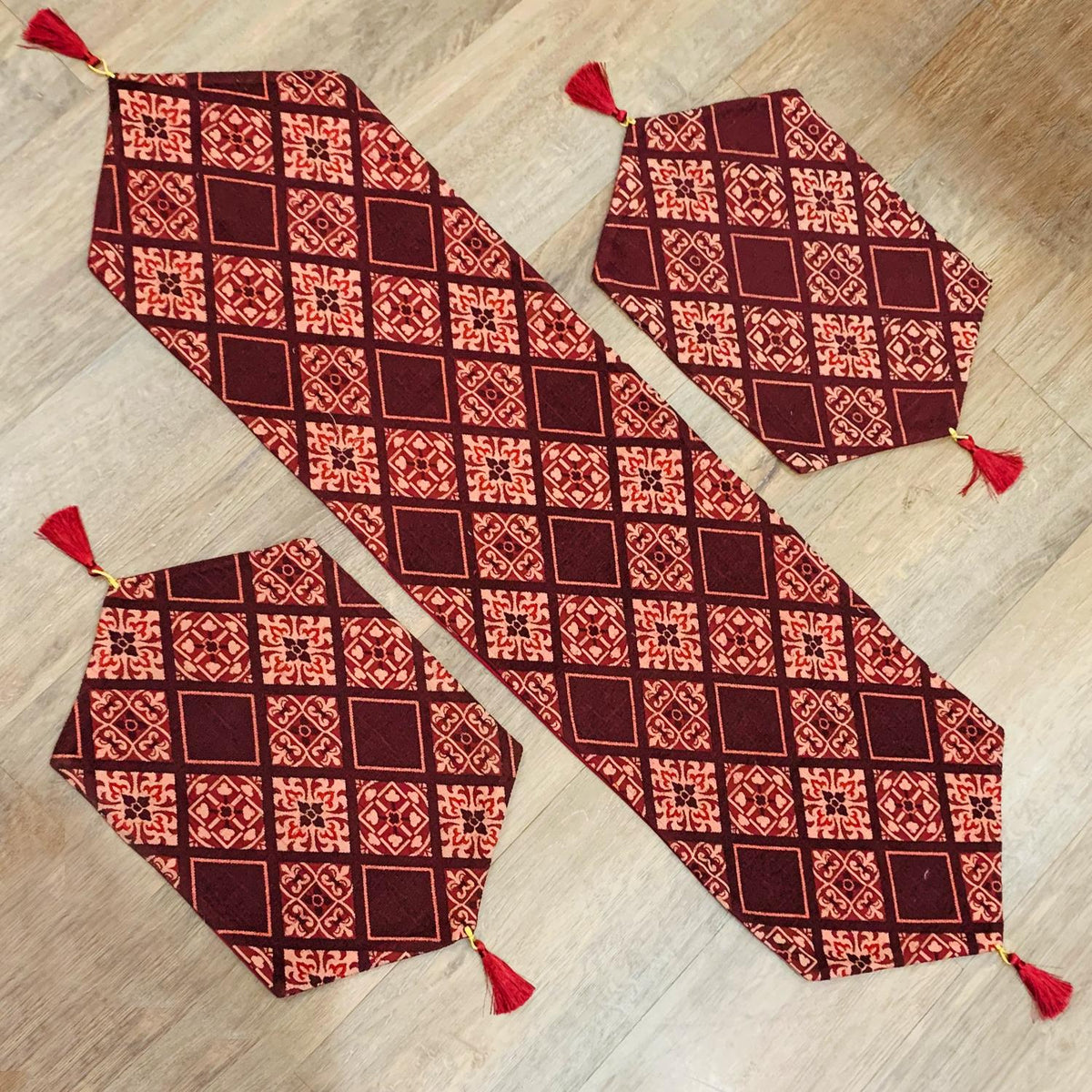 Cilla 3 Pc Table Runner Set Red