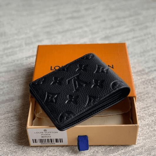 Designer LV Leather Men Slim Wallet Black ( Made in Italy)