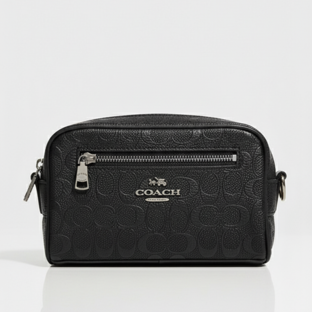 Designer Coach Leather Toiletry Pouch Black ( Made In Italy )