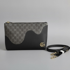 Designer Gucci Leather Crossbody Bag Black ( Made in Italy )