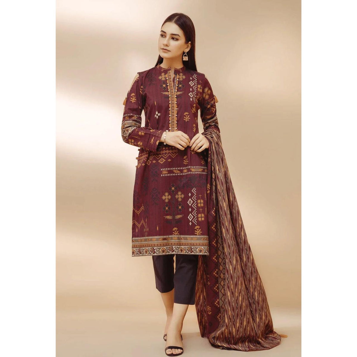 Edenrobe 3 Pcs Unstitched Printed Khaddar Suit Azure Maroon