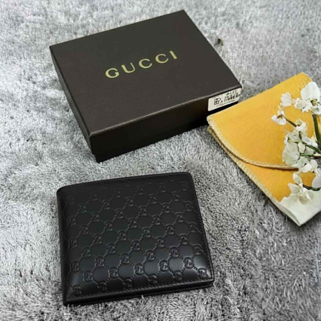 Gucci Leather Bifold Men Wallet Black Textured ( Made In Italy )