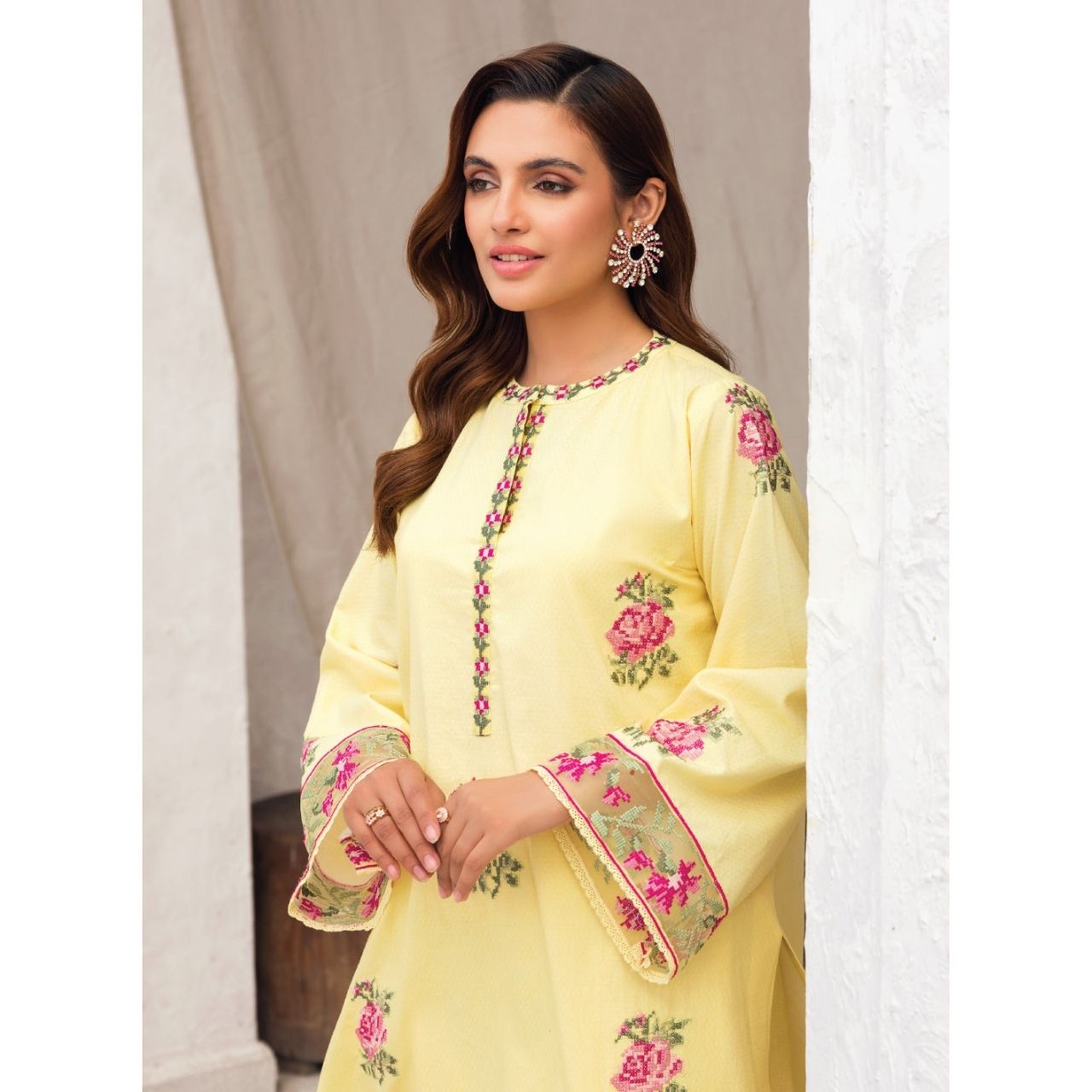 Hana 2 Pcs Embroidered Stitched Suit