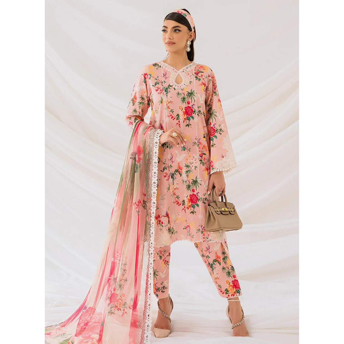 Laurel 3 Pcs Embroidered Suit Pink