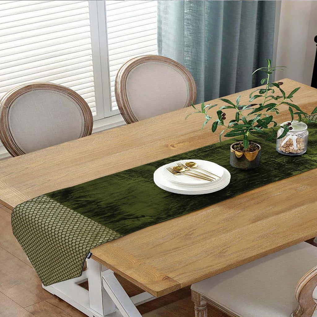 Lucgo 1 Pcs Table Runner Set Velvet Green