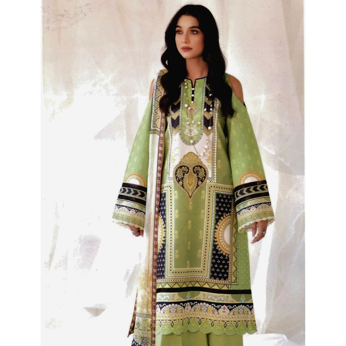 Maya 3 Pcs Unstitched Lawn Suit Green