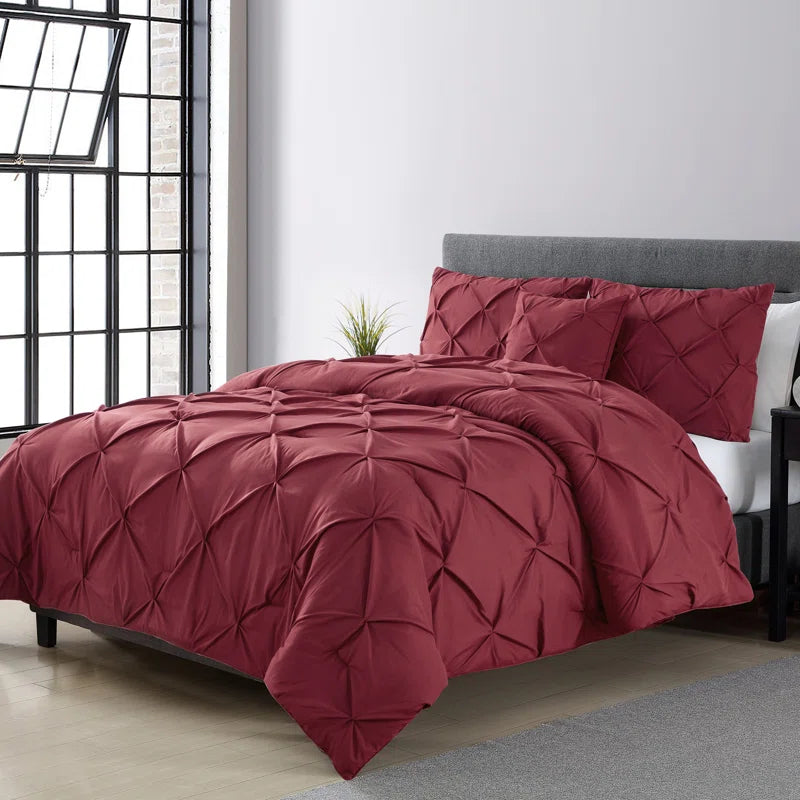 8 Pcs Diamond Maroon Bed Sheet Set 250T with Quilt, Pillow and Cushions Covers