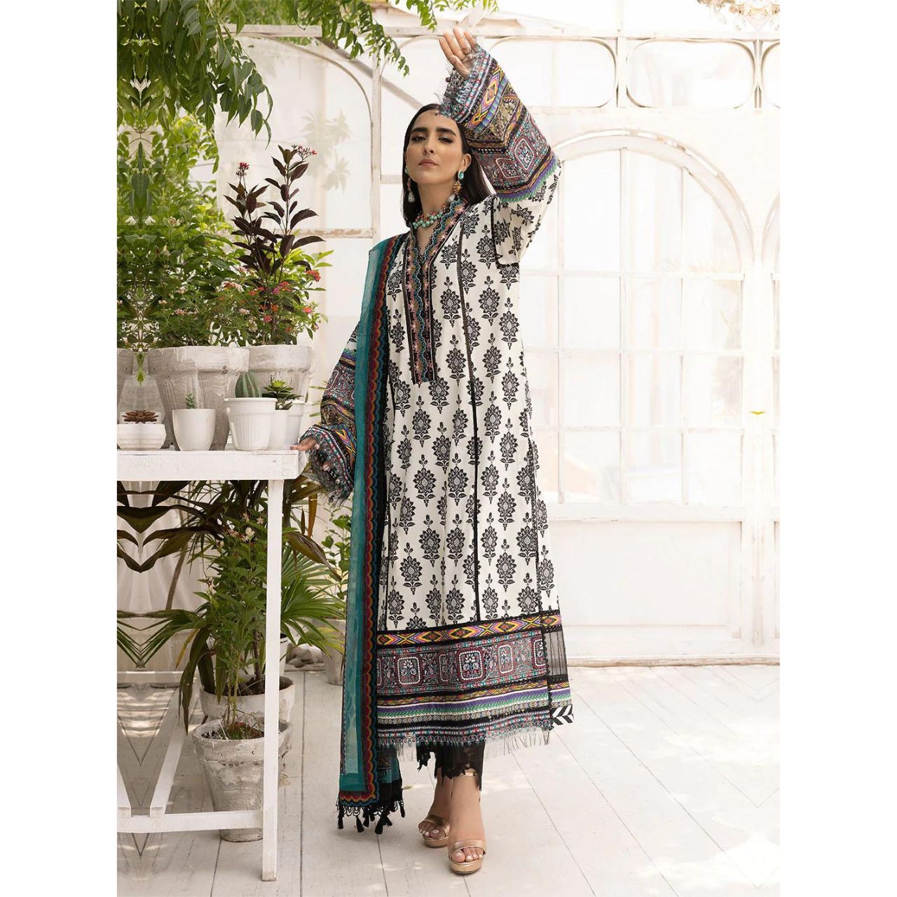 Rihana 3 Pcs Embroidered Unstitched Suit Black