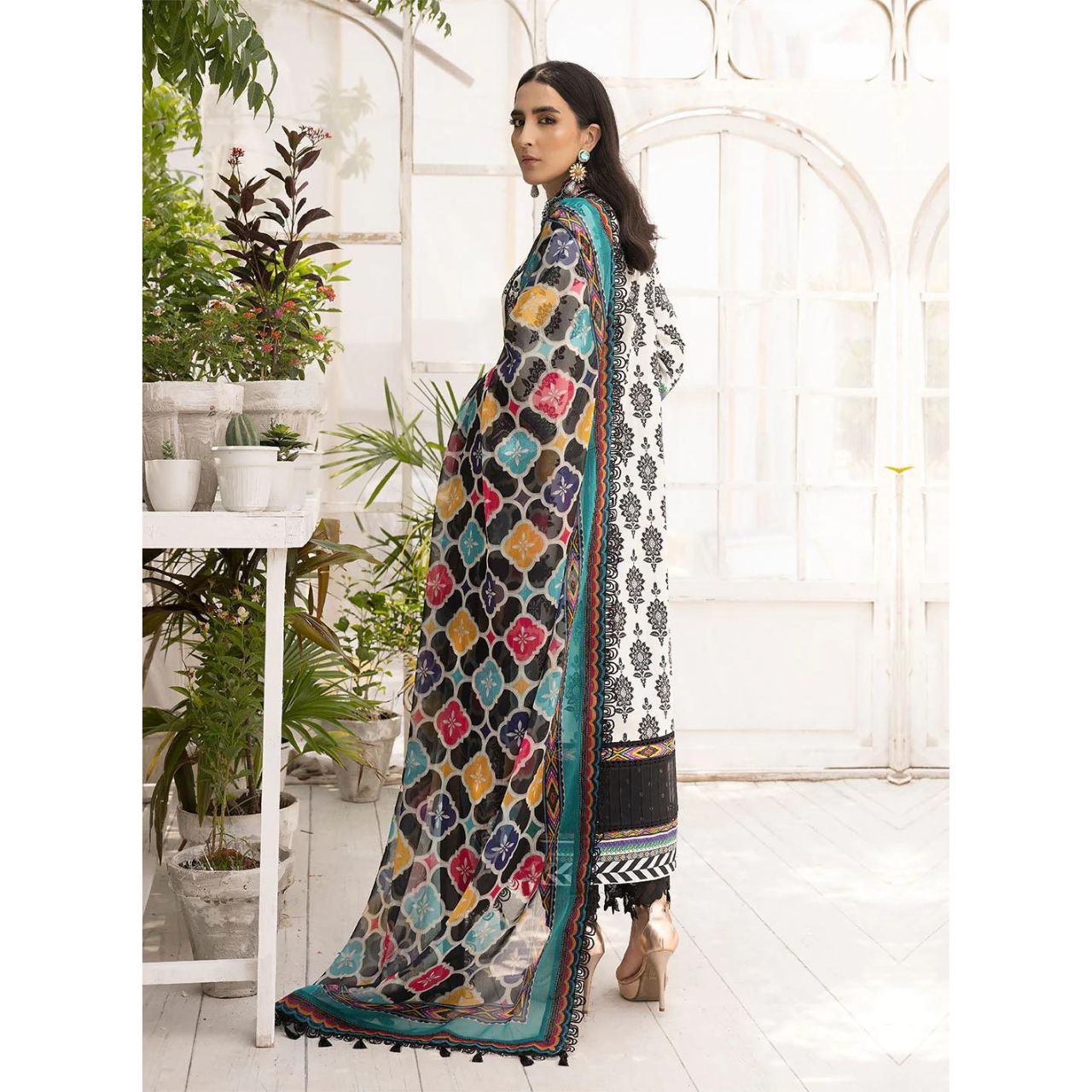 Rihana 3 Pcs Embroidered Unstitched Suit Black