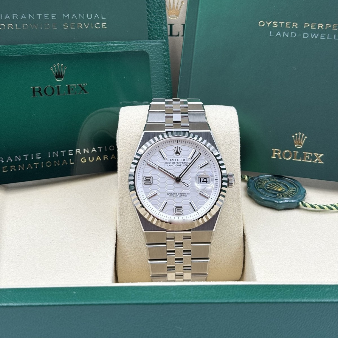 Rolex - Land-Dweller 40