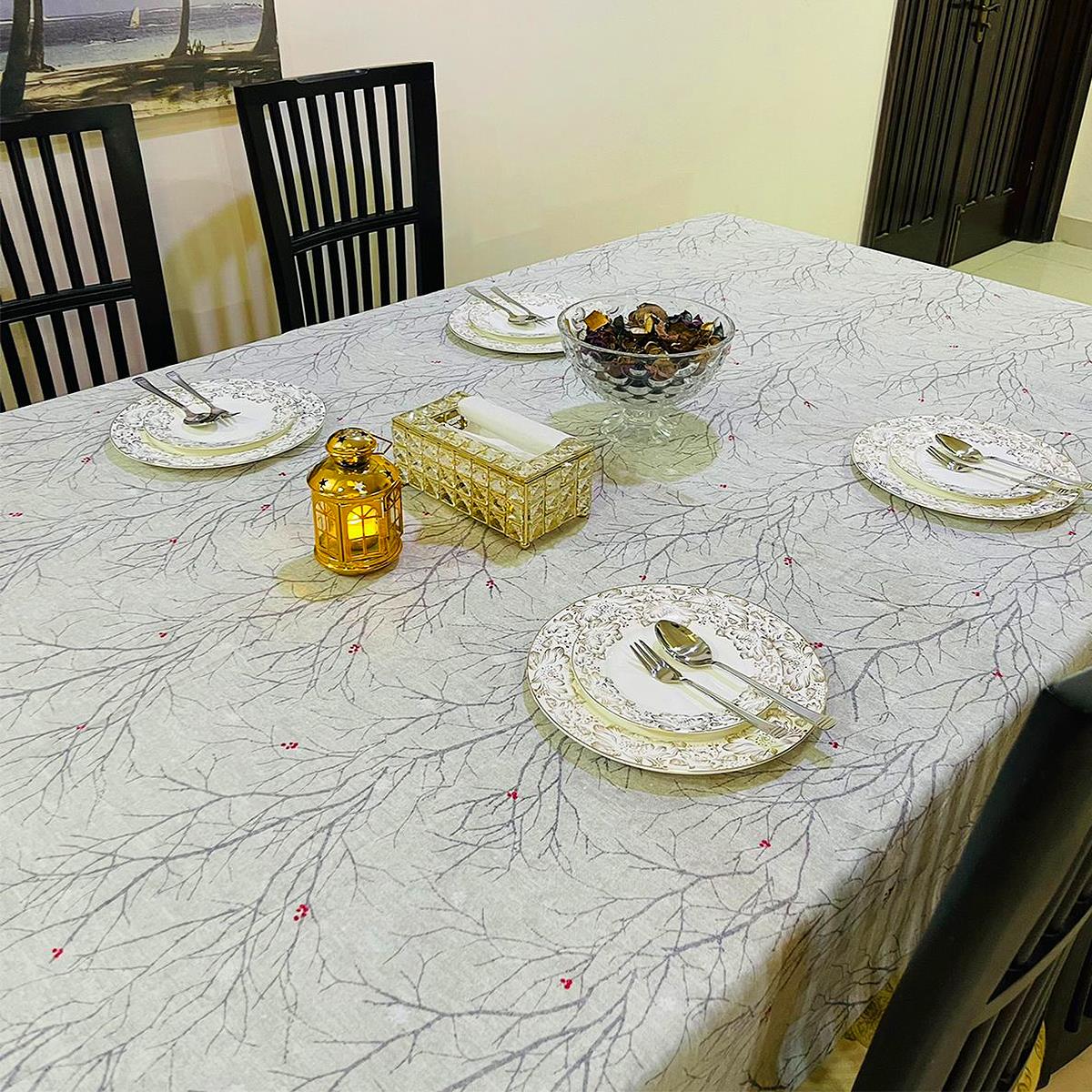 Sadiras Table Cloth