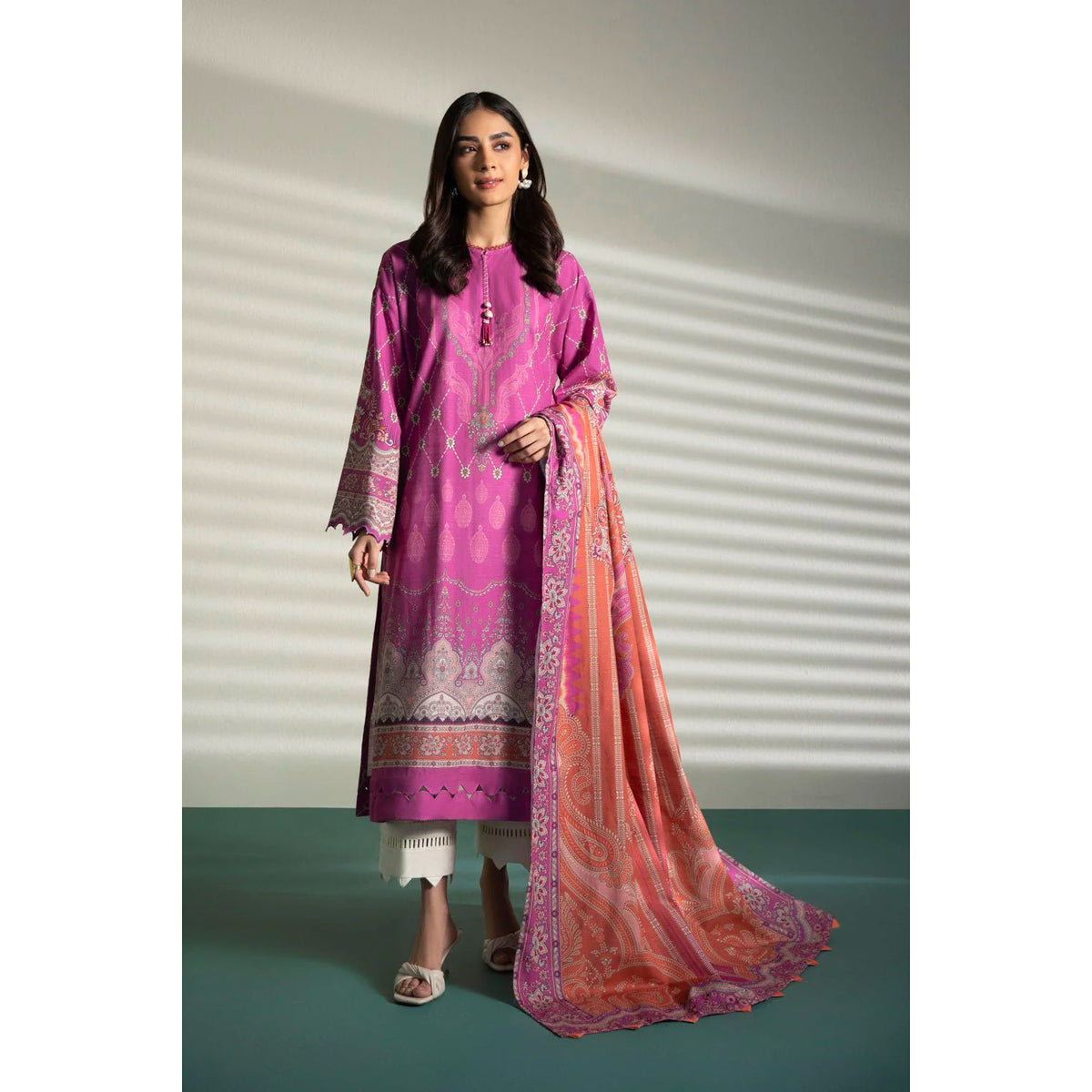 Sapphire 3 Pcs Unstitched Printed Lawn Suit Pink