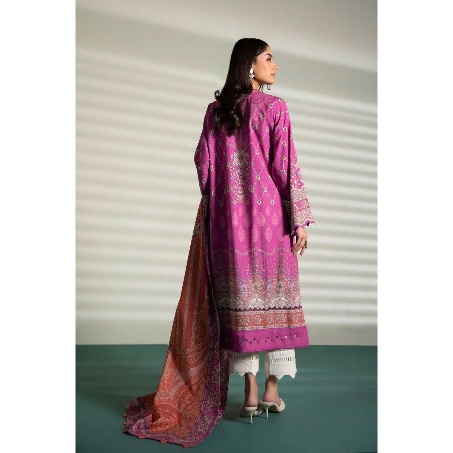 Sapphire 3 Pcs Unstitched Printed Lawn Suit Pink