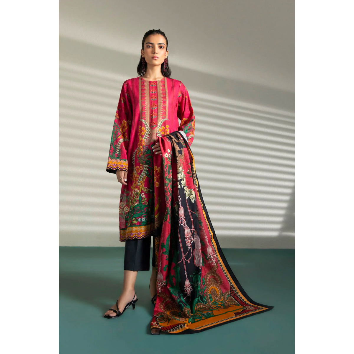 Sapphire 3 Pcs Unstitched Printed Lawn Suit Red