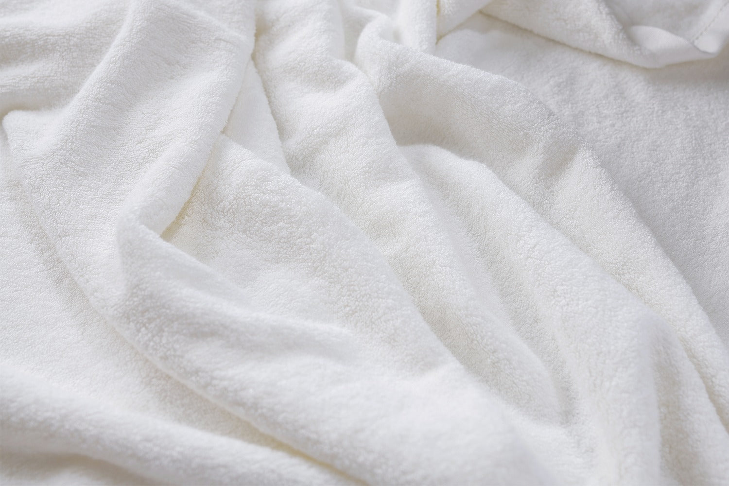 Bertina Bath Towel White